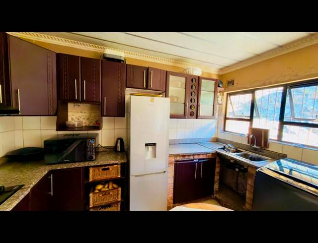 3 BEDROOM HOUSE FOR SALE IN CLERMONT